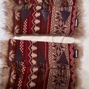 Muk Luks Red and Brown Knit Boot Covers
